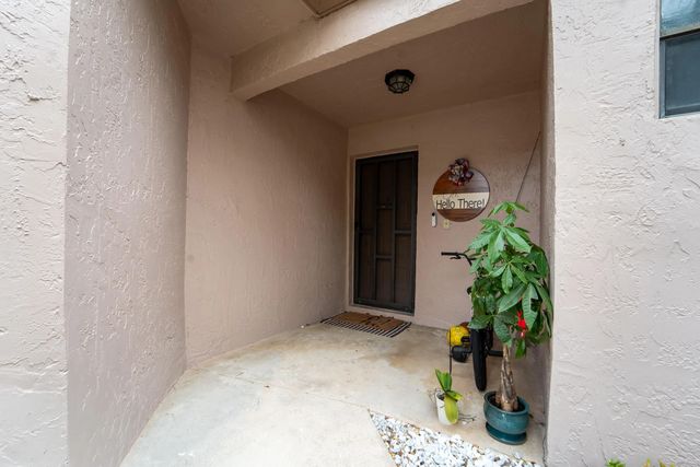 3 of 27 - 1672 Cypress Pointe Drive #1a, Coral Springs, FL