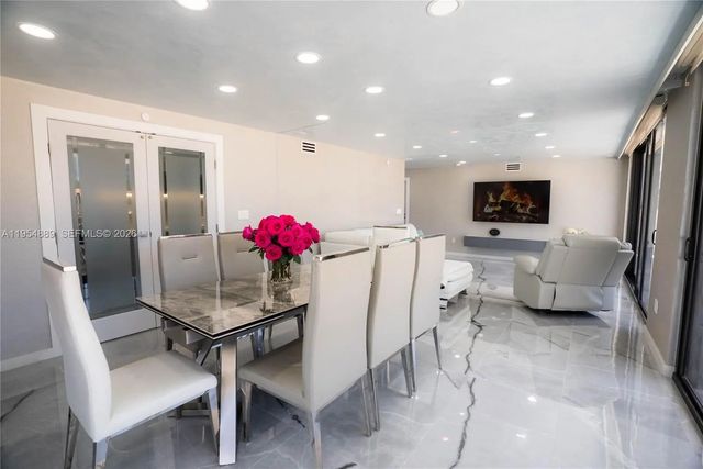 3 of 23 - 210 174th Street #309, Sunny Isles Beach, FL