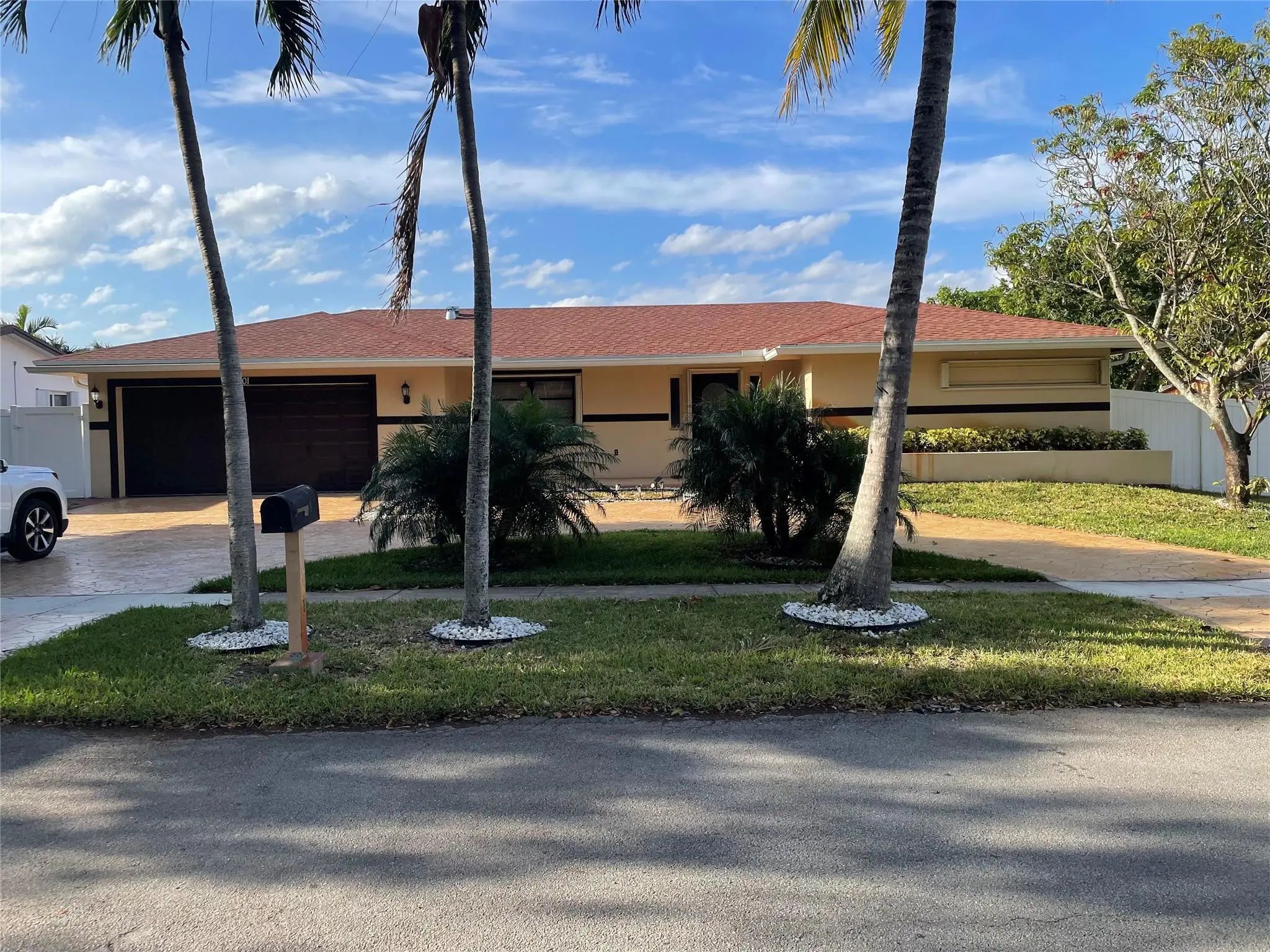 11901 Nw 15th Street, Pembroke Pines