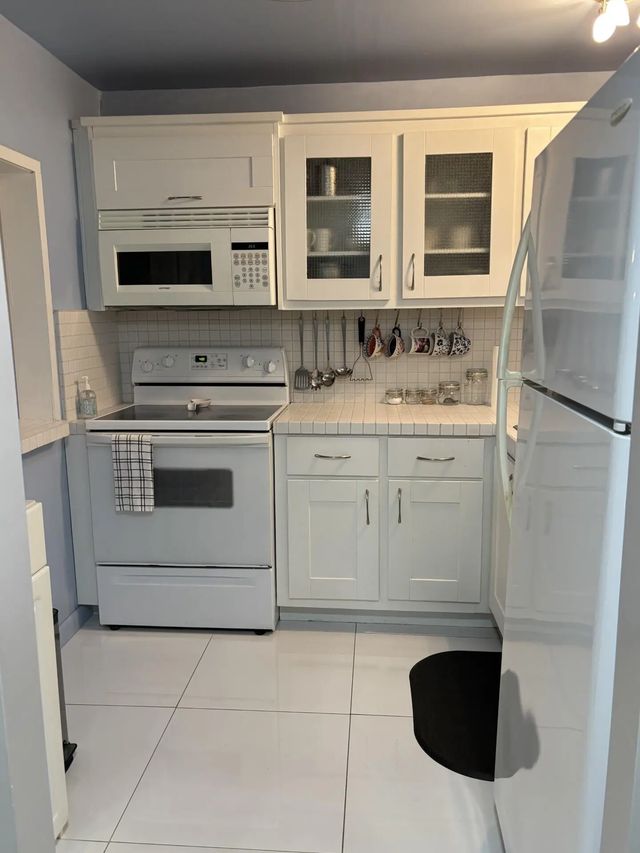 5 of 34 - 2731 N Pine Island Road #105, Sunrise, FL