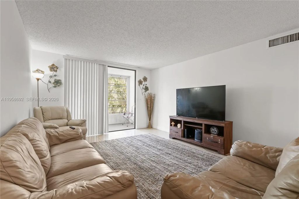 1800 Sw 81st Avenue #1309, North Lauderdale