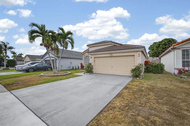 3 of 53 - 765 Lake Wellington Drive, Wellington, FL