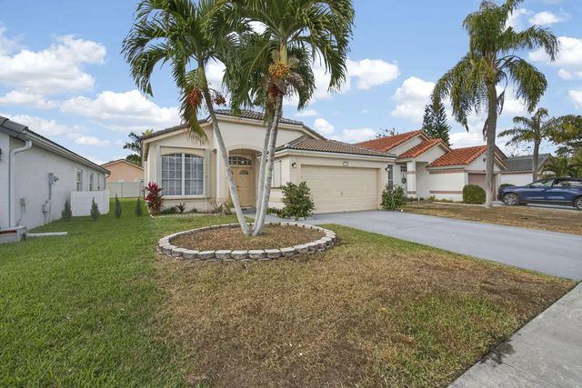 5 of 53 - 765 Lake Wellington Drive, Wellington, FL