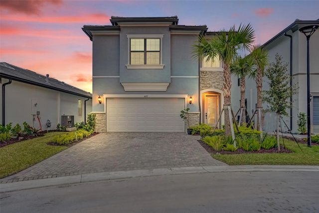 2 of 51 - 4422 Silverwood Lane S, Oakland Park, FL