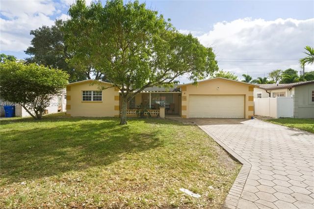 3 of 16 - 7630 Embassy Boulevard, Miramar, FL