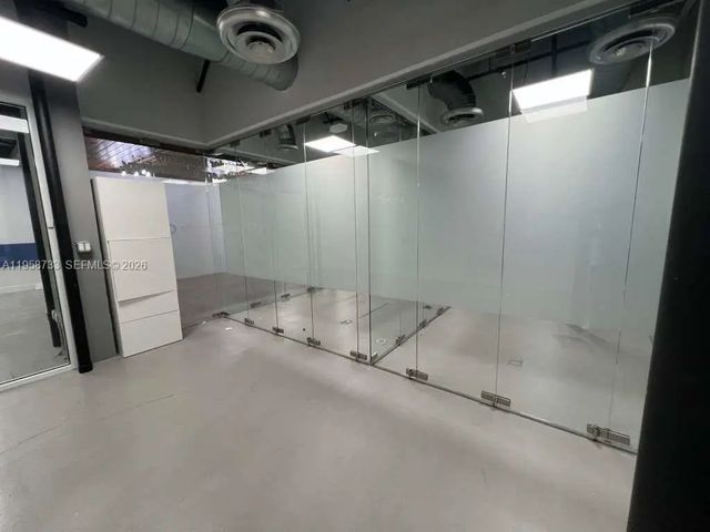 5 of 25 - 20200 W Dixie Highway #1008, Miami, FL