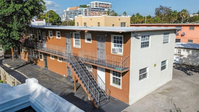 5 of 45 - 1736 Nw 19th Street, Miami, FL