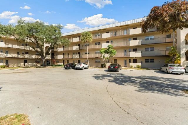 4 of 37 - 6301 N Falls Cir Drive #307, Lauderhill, FL