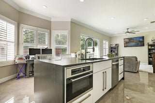 Photo of Listing #R11160572