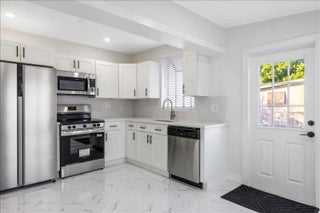 Photo of Listing #R11160598