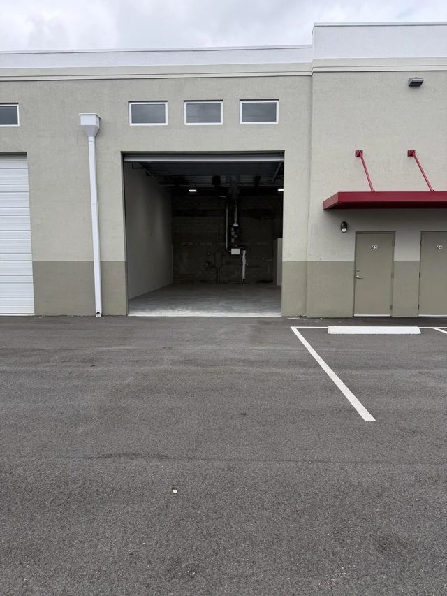 3 of 4 - 7040 Se Federal Highway #63, Stuart, FL