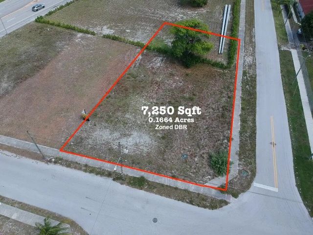 84 Sw 1 Court, Deerfield Beach