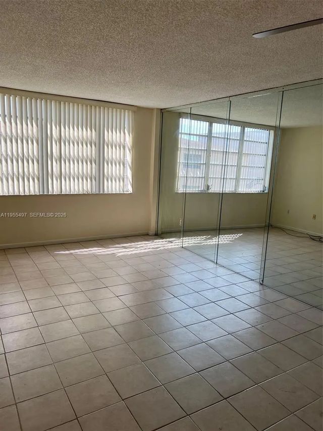 13390 Ne 7th Avenue #205, North Miami