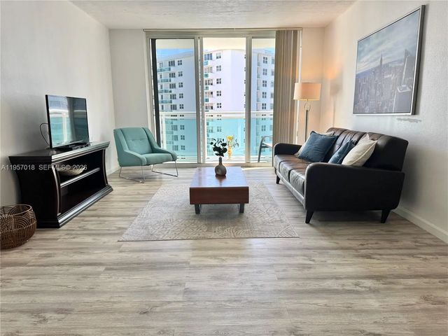 3 of 50 - 3000 S Ocean Drive #1006, Hollywood, FL