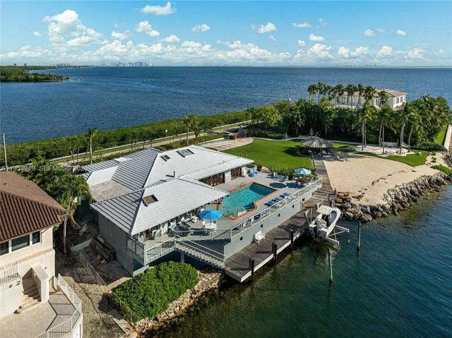 720 Lugo Avenue, Coral Gables