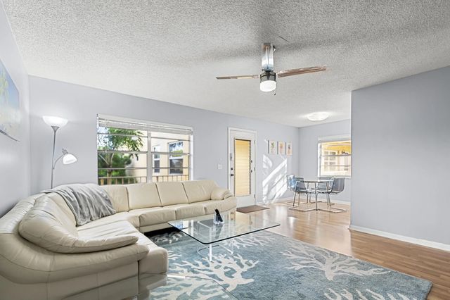 5 of 48 - 605 Flanders M, Delray Beach, FL