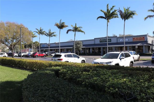4 of 12 - 3724-3728 Davie Road, Davie, FL