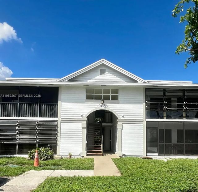 19055 Nw 62nd Avenue, Hialeah