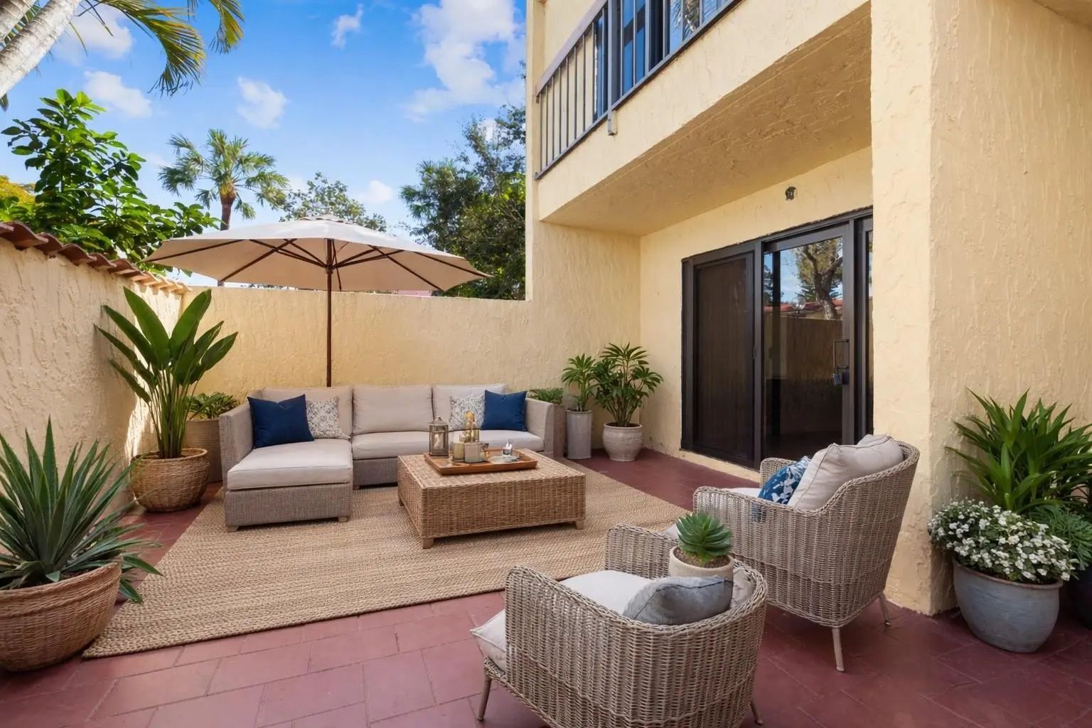7734 Balboa Street #7734, Sunrise