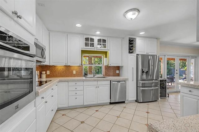 4 of 23 - 7950 Sw 161st Street, Palmetto Bay, FL