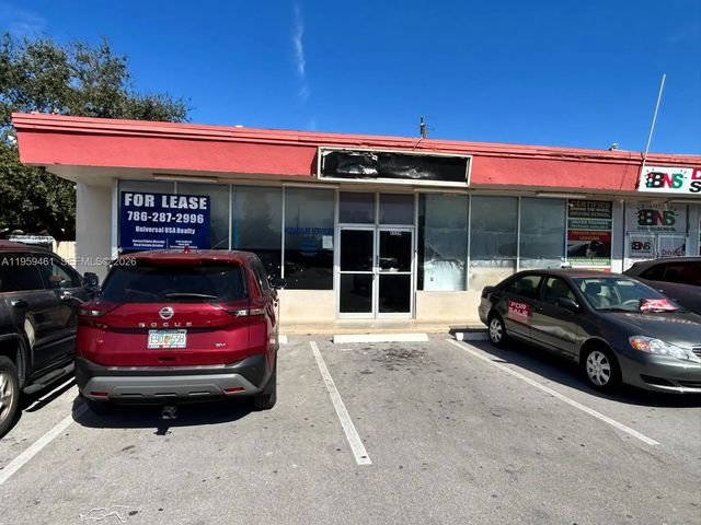 4 of 5 - 6339 Johnson Street, Hollywood, FL