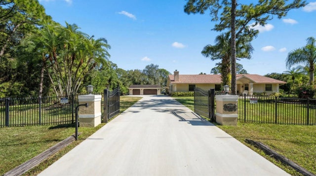 Photo of Listing #R11160833