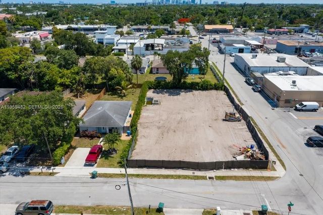 2 of 14 - 3210 Ne 3rd Avenue, Oakland Park, FL