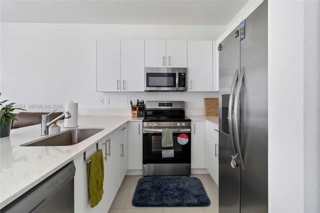 3 of 41 - 760 Se 13th Court, Homestead, FL