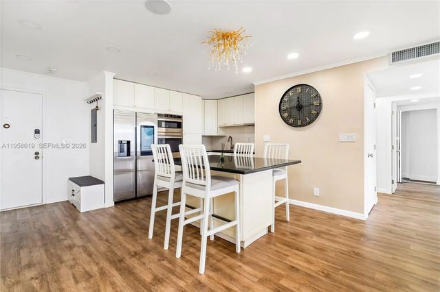 5 of 67 - 600 Three Islands Boulevard #604, Hallandale Beach, FL