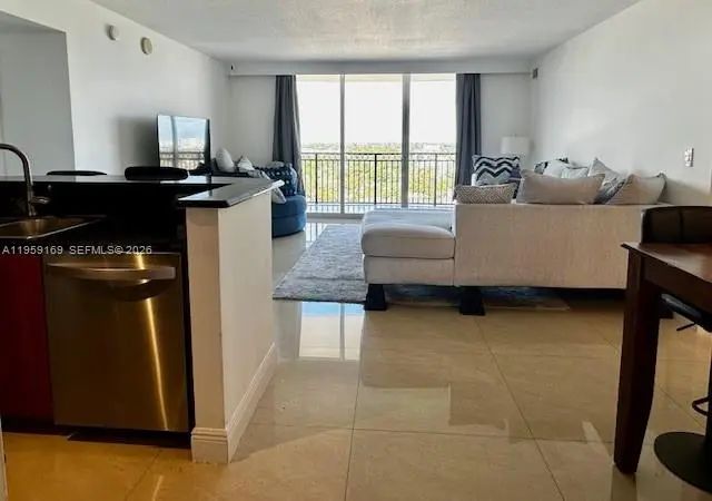 4 of 40 - 3232 Sw 22nd Terrace #1604, Miami, FL
