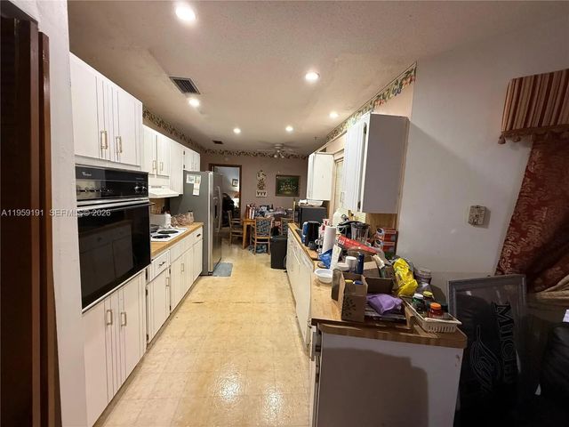 3 of 5 - 1140 Nw 78th Terrace, Plantation, FL