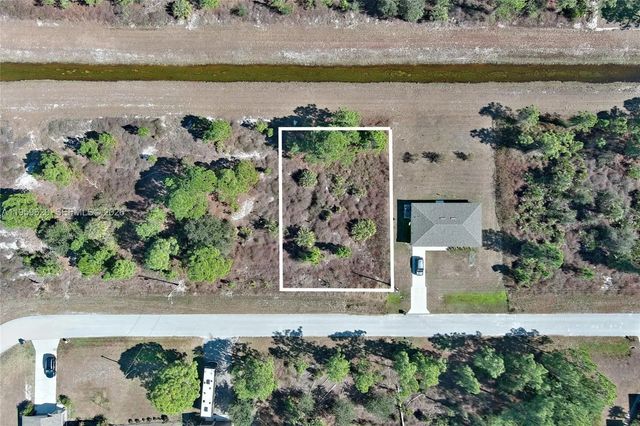 943 Foxdale Avenue, Lehigh Acres