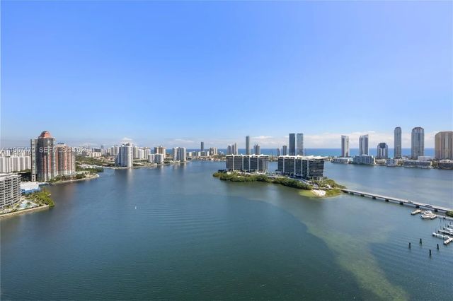 3201 Ne 183rd Street #2906, Aventura