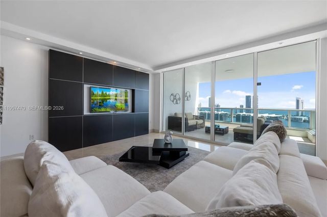 4 of 62 - 3201 Ne 183rd Street #2906, Aventura, FL