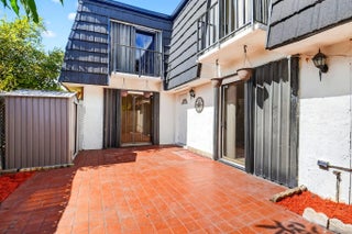 Photo of Listing #R11160956