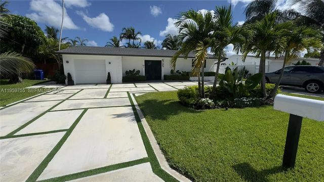 4 of 38 - 6705 Ficus Drive, Miramar, FL