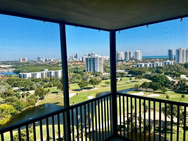 3 of 13 - 20379 W Country Club Drive #1932, Aventura, FL