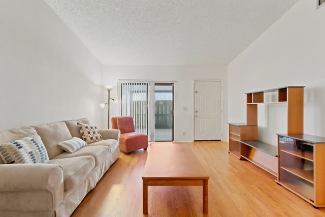 4413 Woodstock Drive #a, West Palm Beach