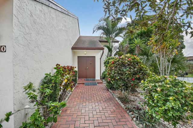 2 of 42 - 6730 Starkeys Place, Lake Worth, FL