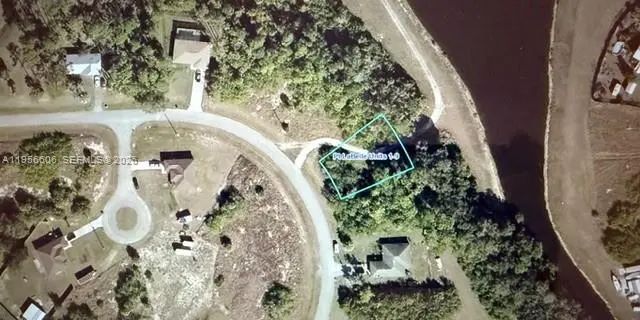 2 of 8 - 3025 E Briarwood Circle, LaBelle, FL