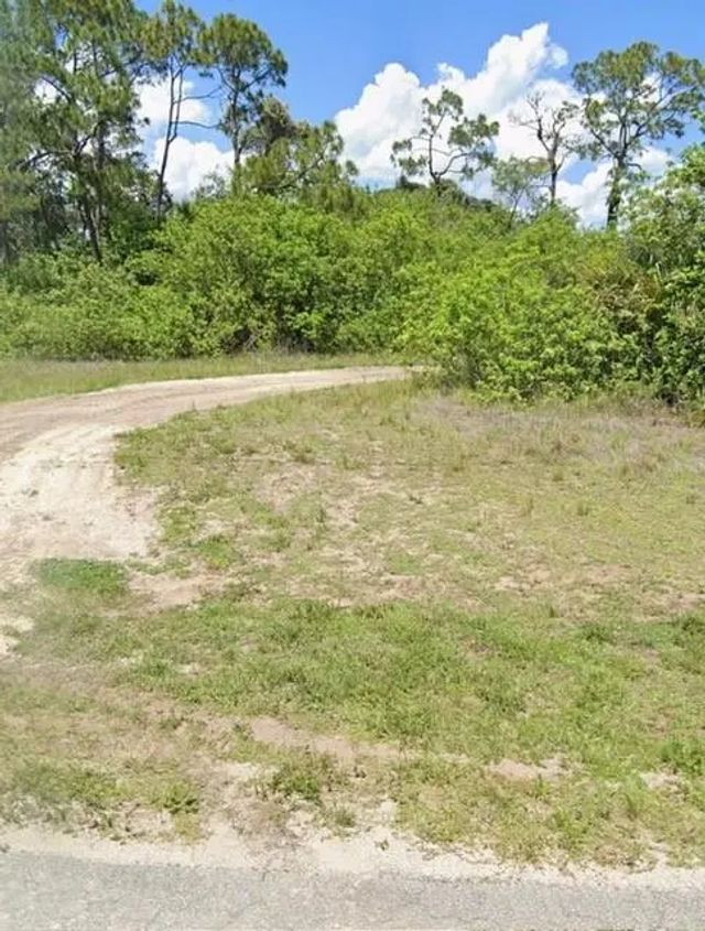 4 of 8 - 3025 E Briarwood Circle, LaBelle, FL