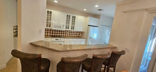 4 of 8 - 179 Las Brisas Circle, Hypoluxo, FL