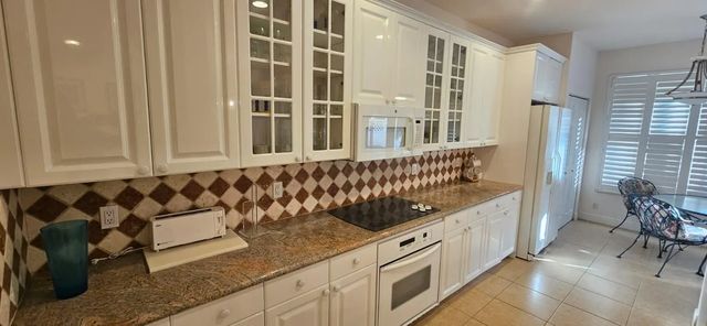 5 of 8 - 179 Las Brisas Circle, Hypoluxo, FL