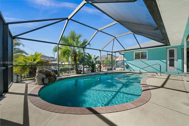 3 of 51 - 250 Sw 37th Terrace, Cape Coral, FL