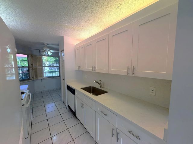 2 of 21 - 1200 Sw 130th Avenue #210-g, Hollywood, FL
