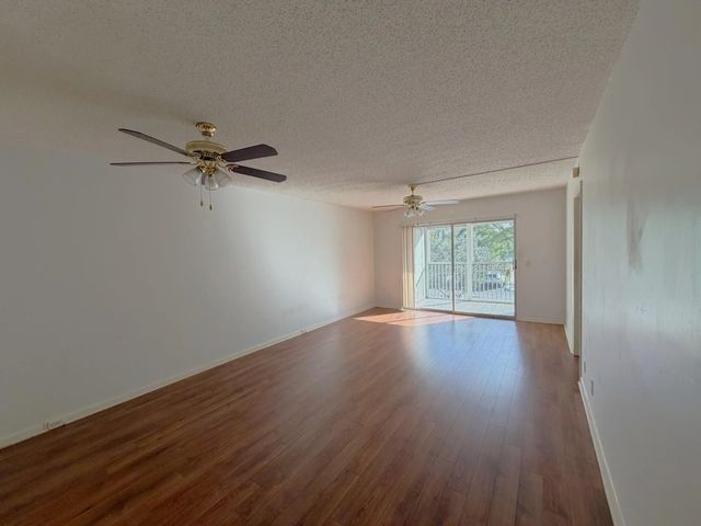 3 of 21 - 1200 Sw 130th Avenue #210-g, Hollywood, FL