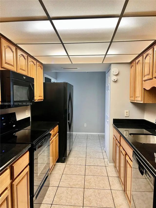5 of 40 - 4575 S Texas Avenue #307, Orlando, FL