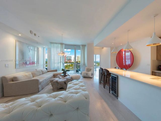 50 S Pointe Drive #707, Miami Beach