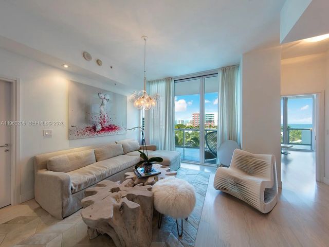 2 of 14 - 50 S Pointe Drive #707, Miami Beach, FL