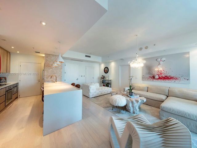 5 of 14 - 50 S Pointe Drive #707, Miami Beach, FL